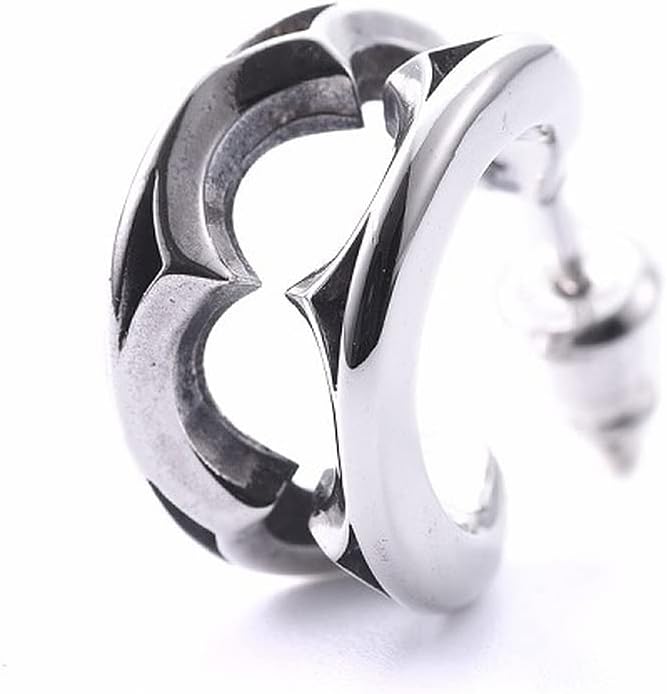 美しい古美術◼️蔵から美しいぐるりとうねりの見事な抹茶茶碗が出て来ました。 美しい古美術◼️蔵から美しいぐるりとうねりの見事な抹茶茶碗が